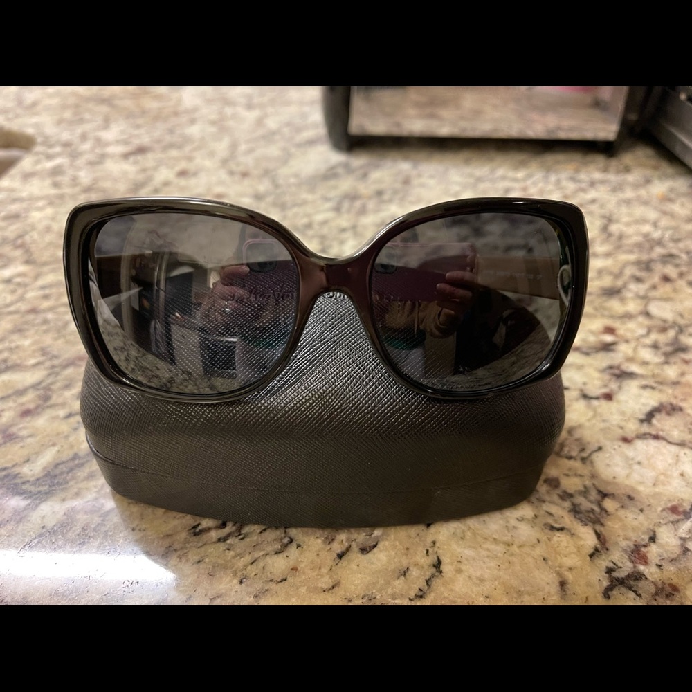 BURBERRY SUNGLASSES - Polarized, like new